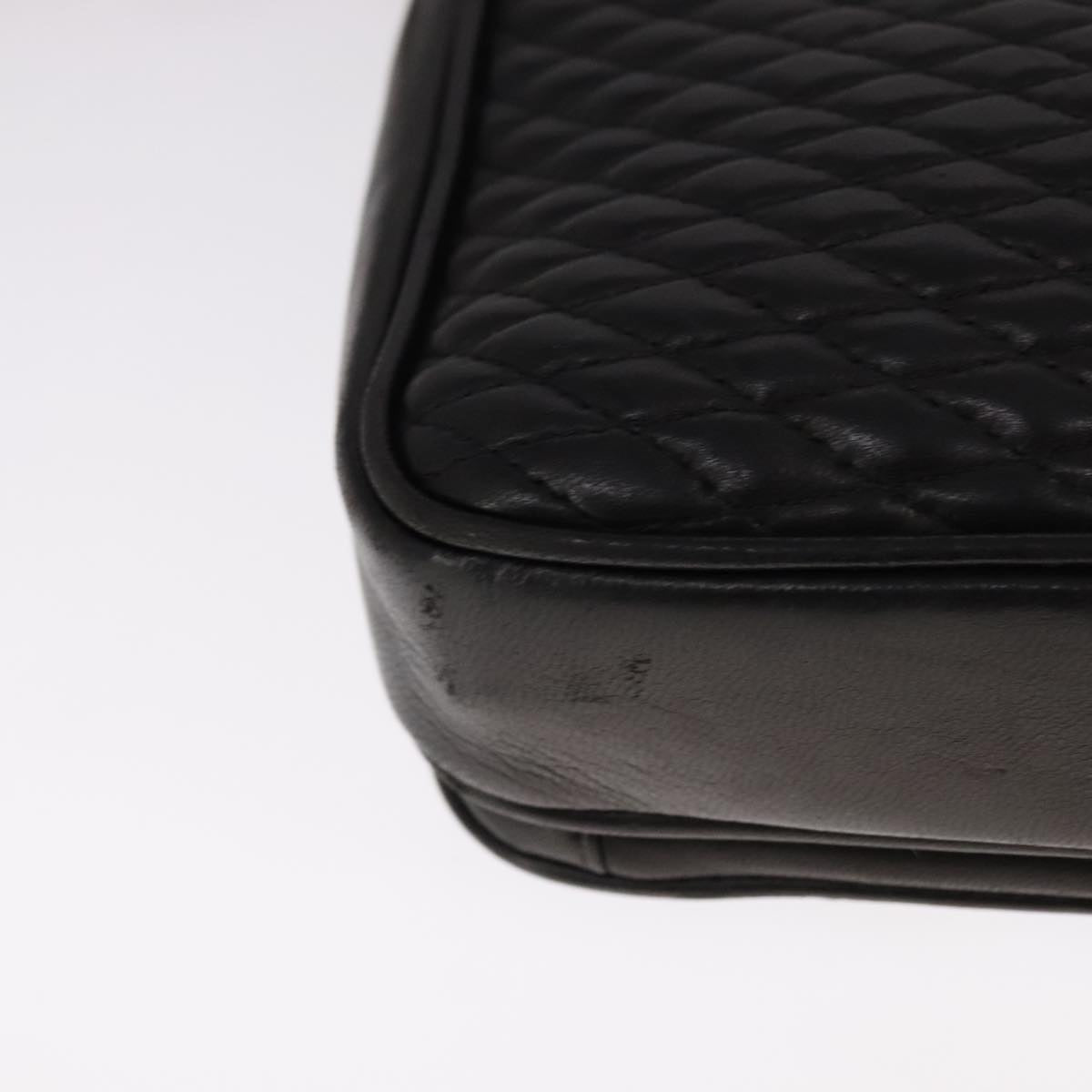Bally Black Leather Shoulder Bag (Pre-Owned)