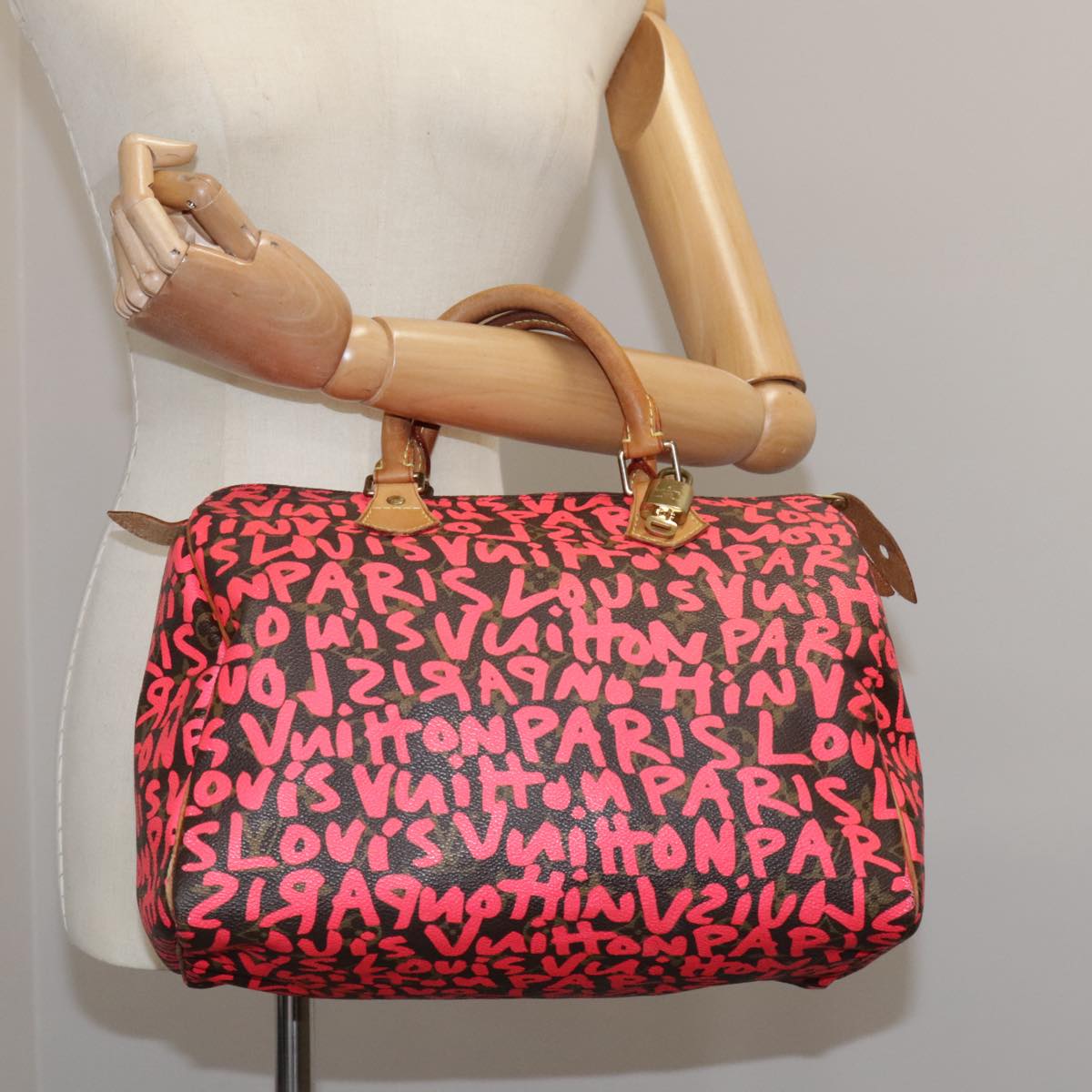 Louis Vuitton Speedy 30 Red Canvas Handbag (Pre-Owned)