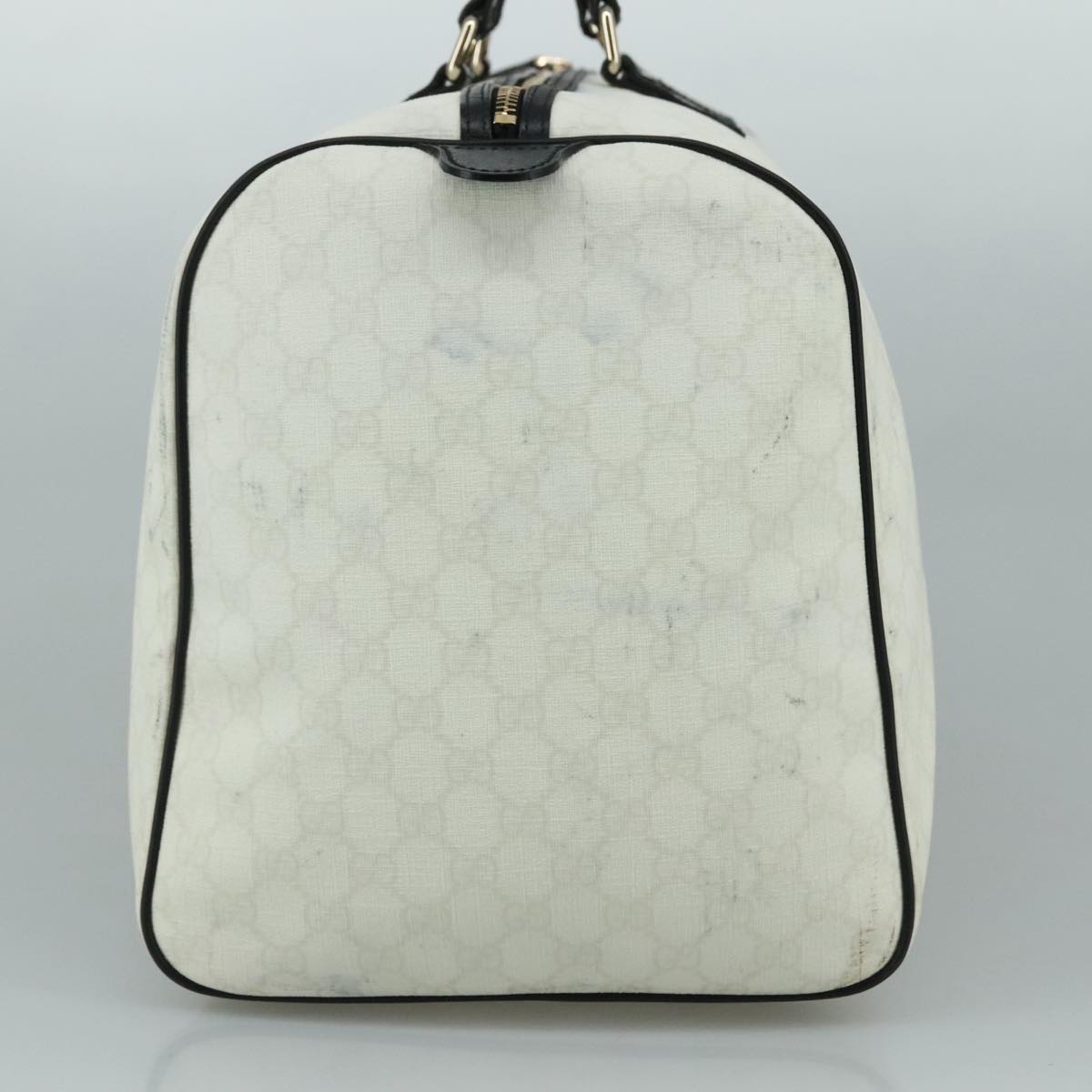 Gucci Gg Canvas White Canvas Travel Bag (Pre-Owned)