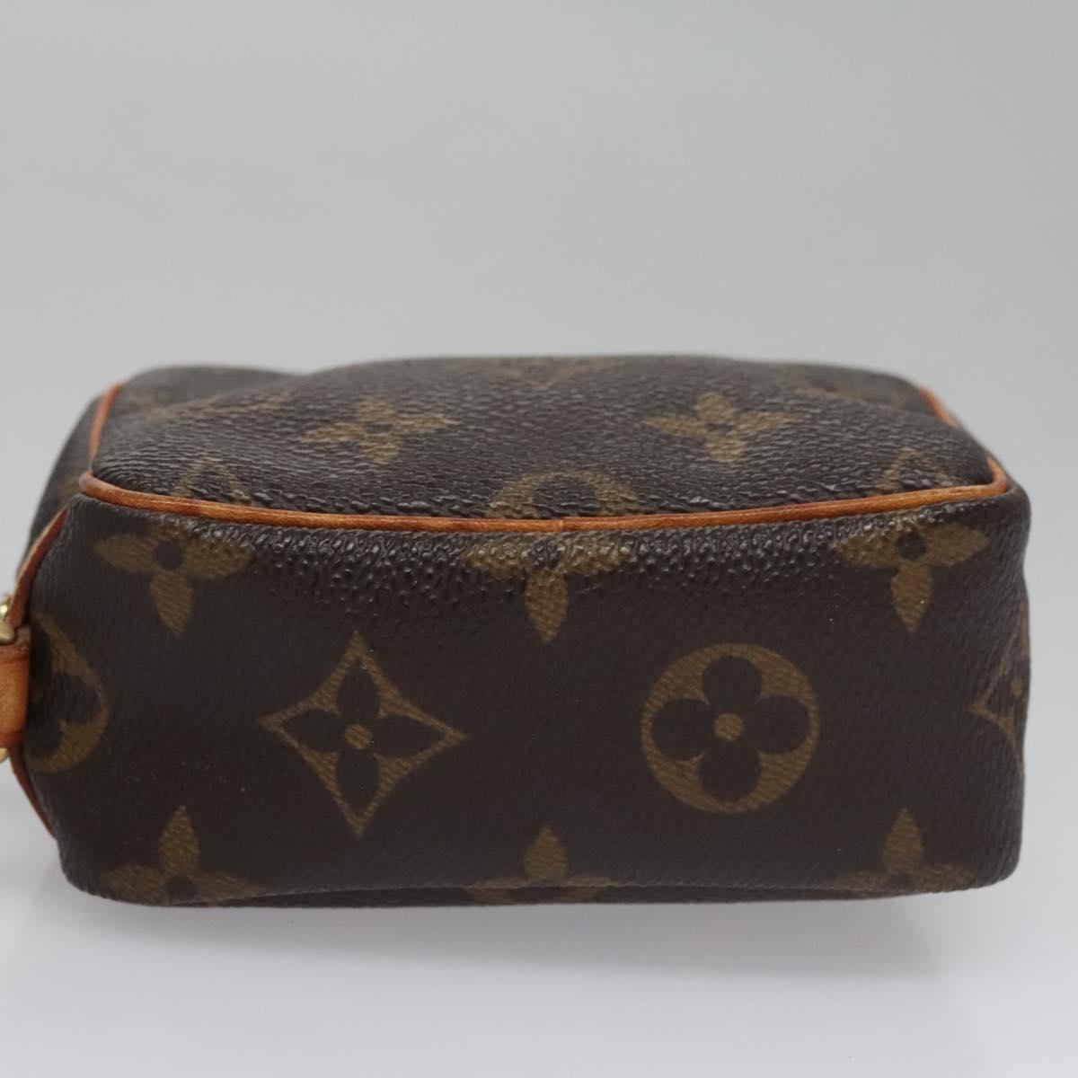 Louis Vuitton Wapiti Brown Canvas Clutch Bag (Pre-Owned)
