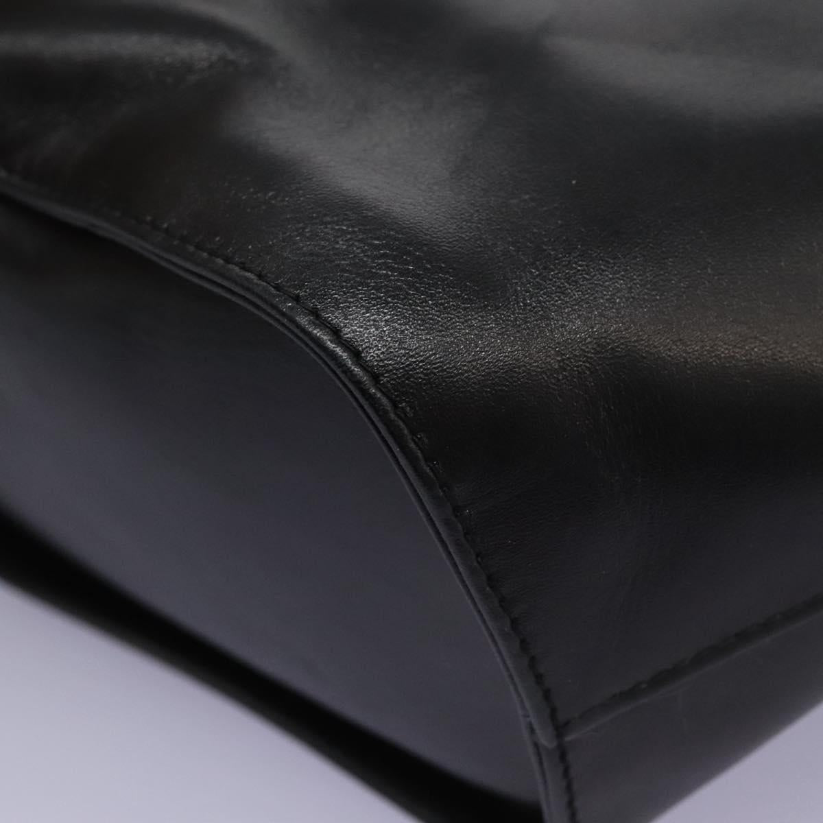 Salvatore Ferragamo - Black Leather Shoulder Bag (Pre-Owned)