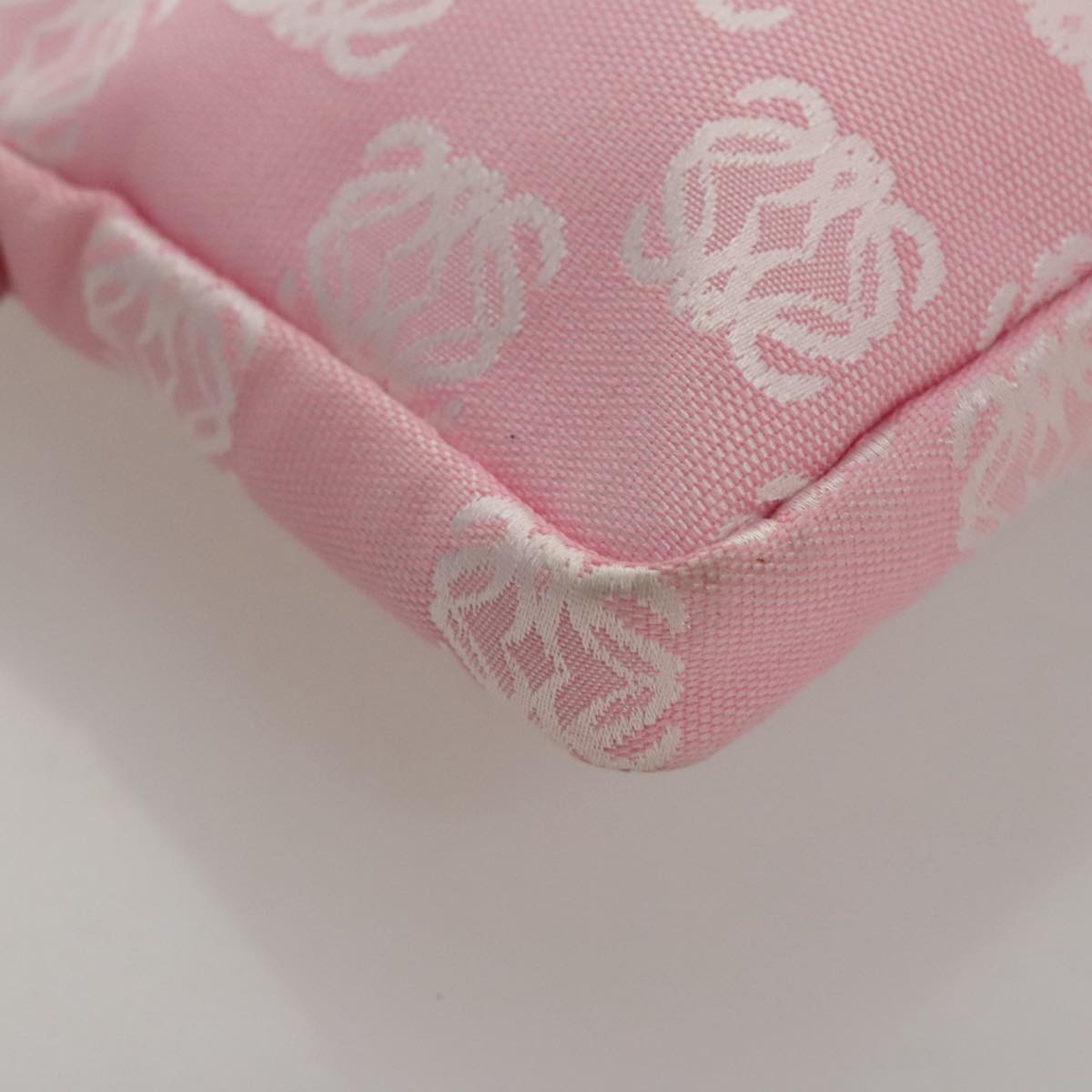 Loewe Anagram Pink Canvas Shoulder Bag (Pre-Owned)