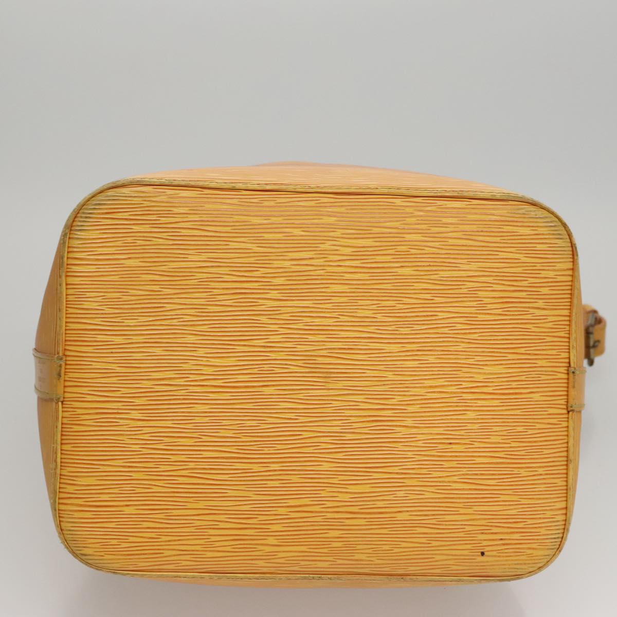 Louis Vuitton Petit Noé Yellow Leather Shoulder Bag (Pre-Owned)