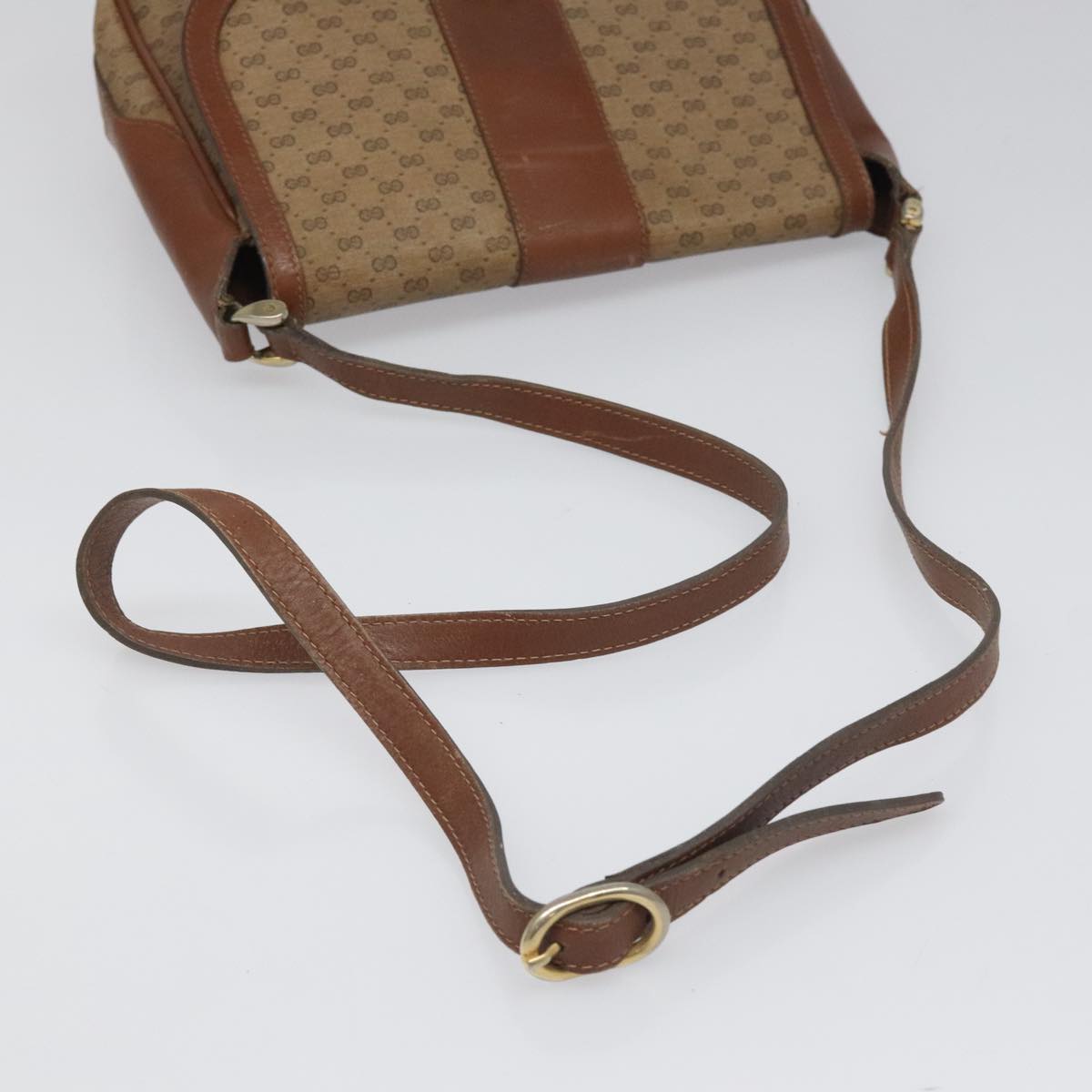 Gucci Micro Small Gg Canvas Brown Canvas Shoulder Bag (Pre-Owned)