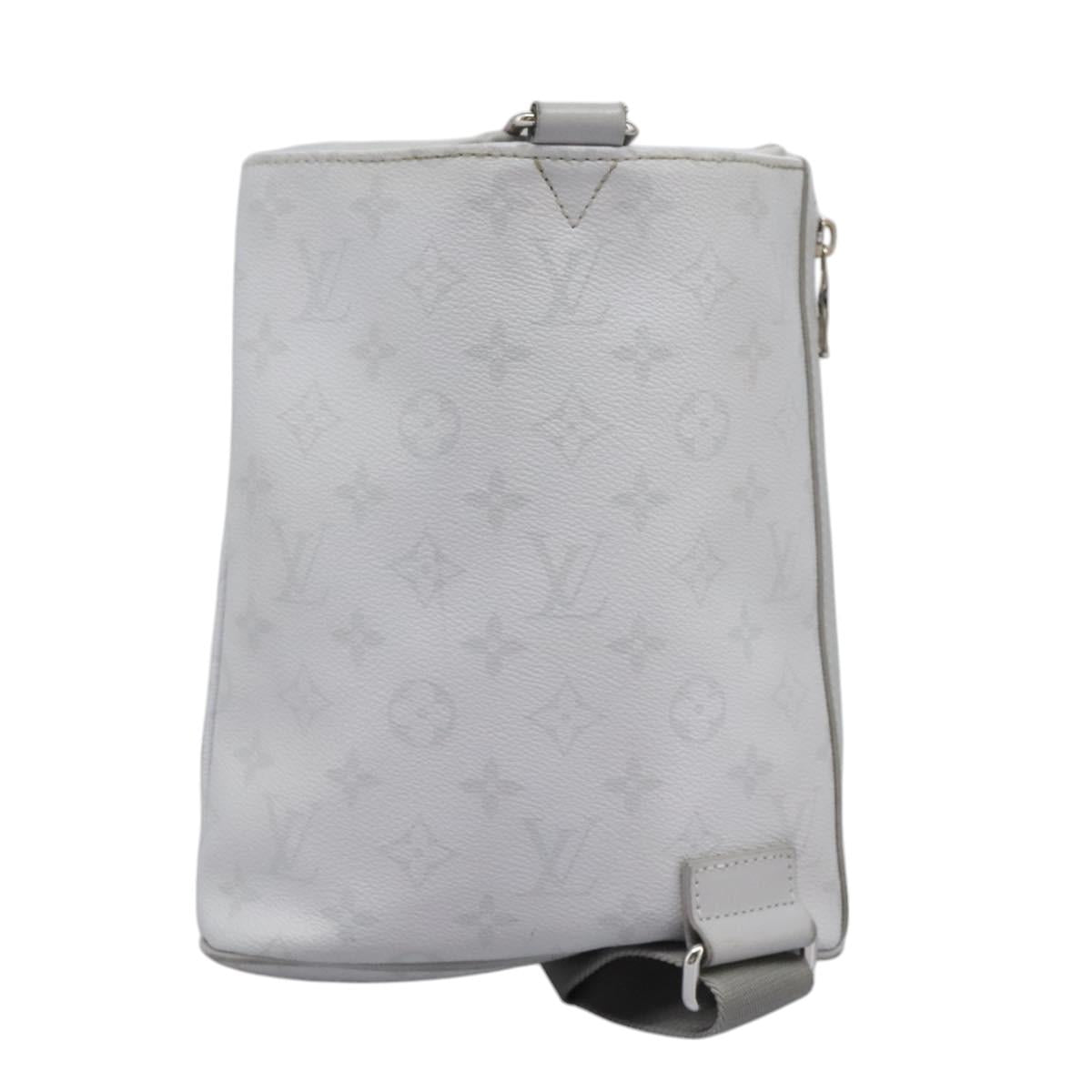 Louis Vuitton Chalk Sling White Canvas Shoulder Bag (Pre-Owned)