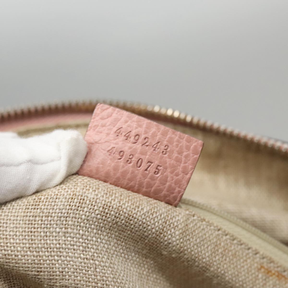 Gucci Bree Beige Canvas Shoulder Bag (Pre-Owned)