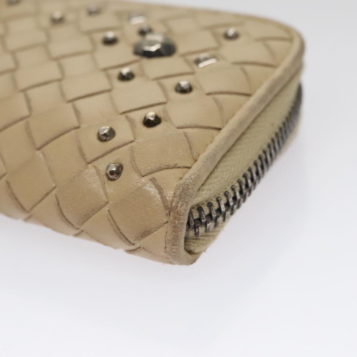 Bottega Veneta Intrecciato Beige Leather Wallet (Pre-Owned)