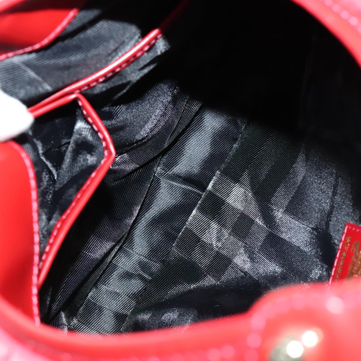 Burberry Shoulder Bag Red Synthetic Shoulder Bag (Pre-Owned)
