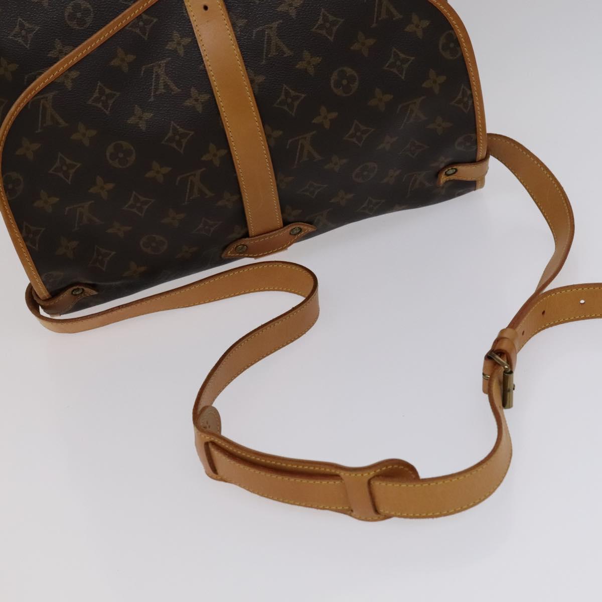 Louis Vuitton Saumur 35 Brown Canvas Shoulder Bag (Pre-Owned)