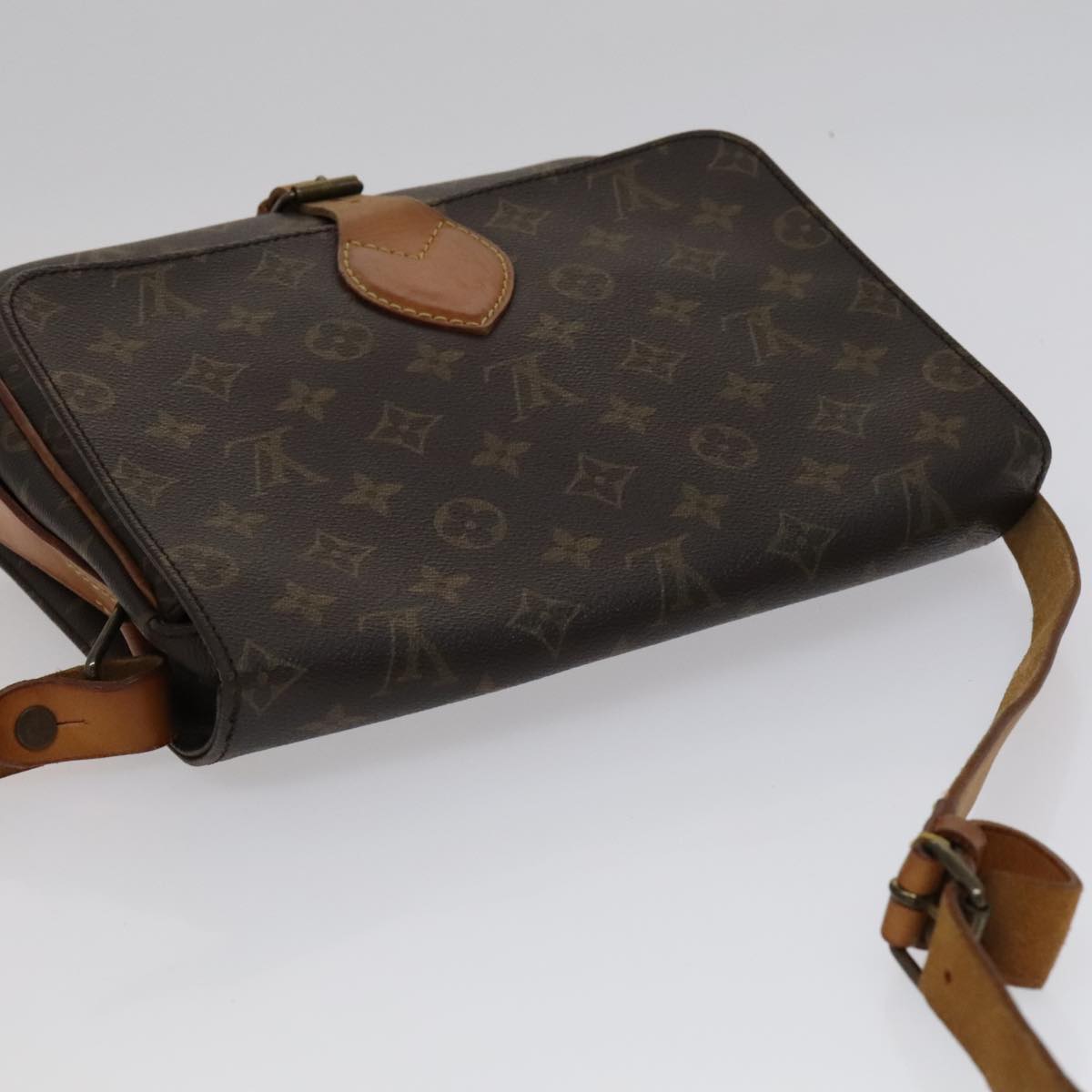 Louis Vuitton Cartouchière Brown Canvas Shoulder Bag (Pre-Owned)