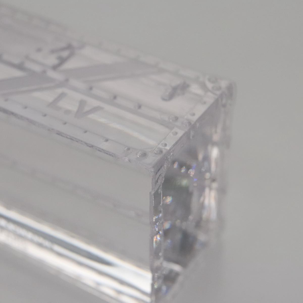 Louis Vuitton Paperweight Transparent Glass Wallet (Pre-Owned)