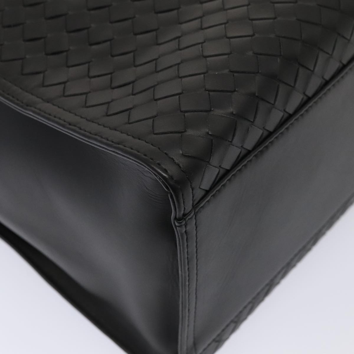 Bottega Veneta Intrecciato Black Leather Tote Bag (Pre-Owned)