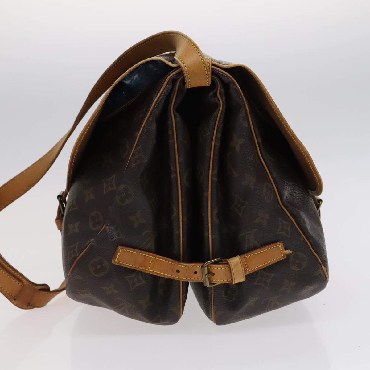 Louis Vuitton Saumur 35 Brown Canvas Shoulder Bag (Pre-Owned)