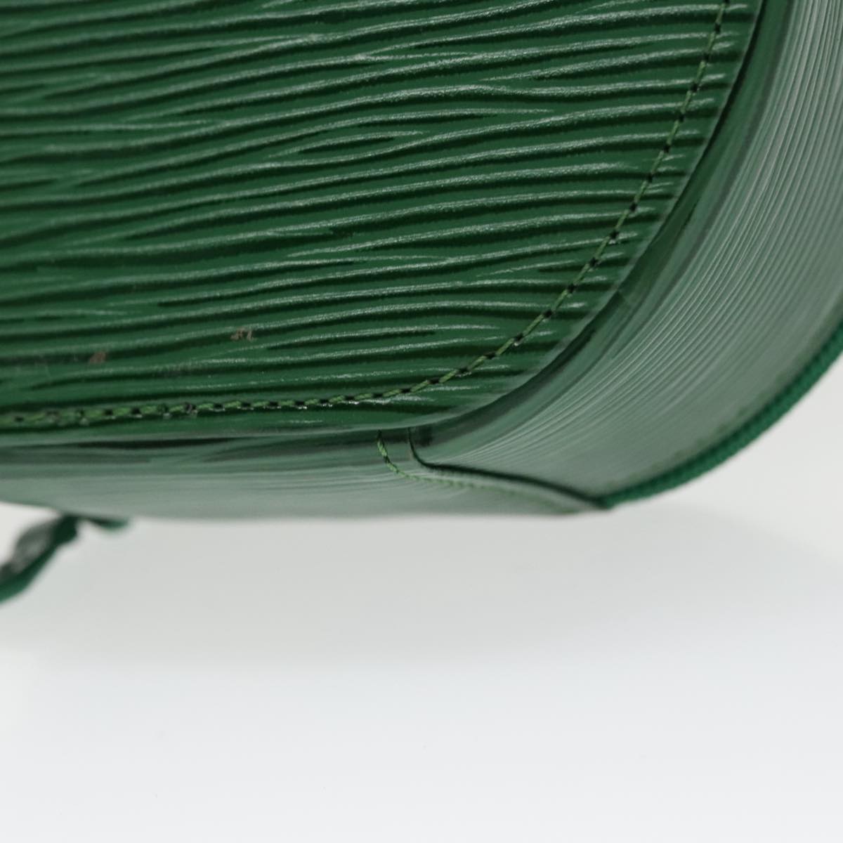 Louis Vuitton Ecrin Green Leather Clutch Bag (Pre-Owned)
