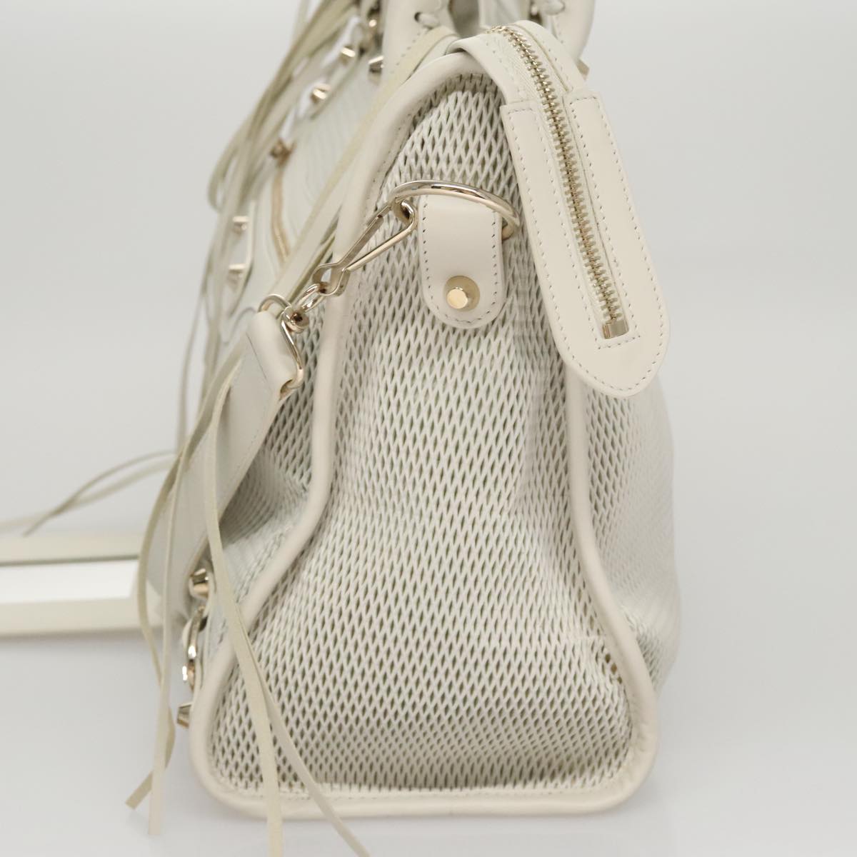 Balenciaga City White Leather Handbag (Pre-Owned)