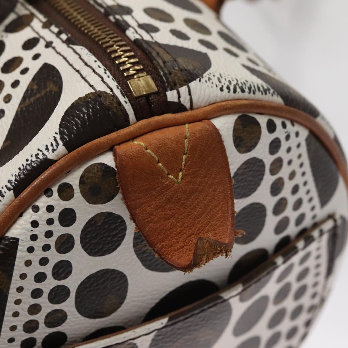 Louis Vuitton Papillon 30 White Canvas Handbag (Pre-Owned)