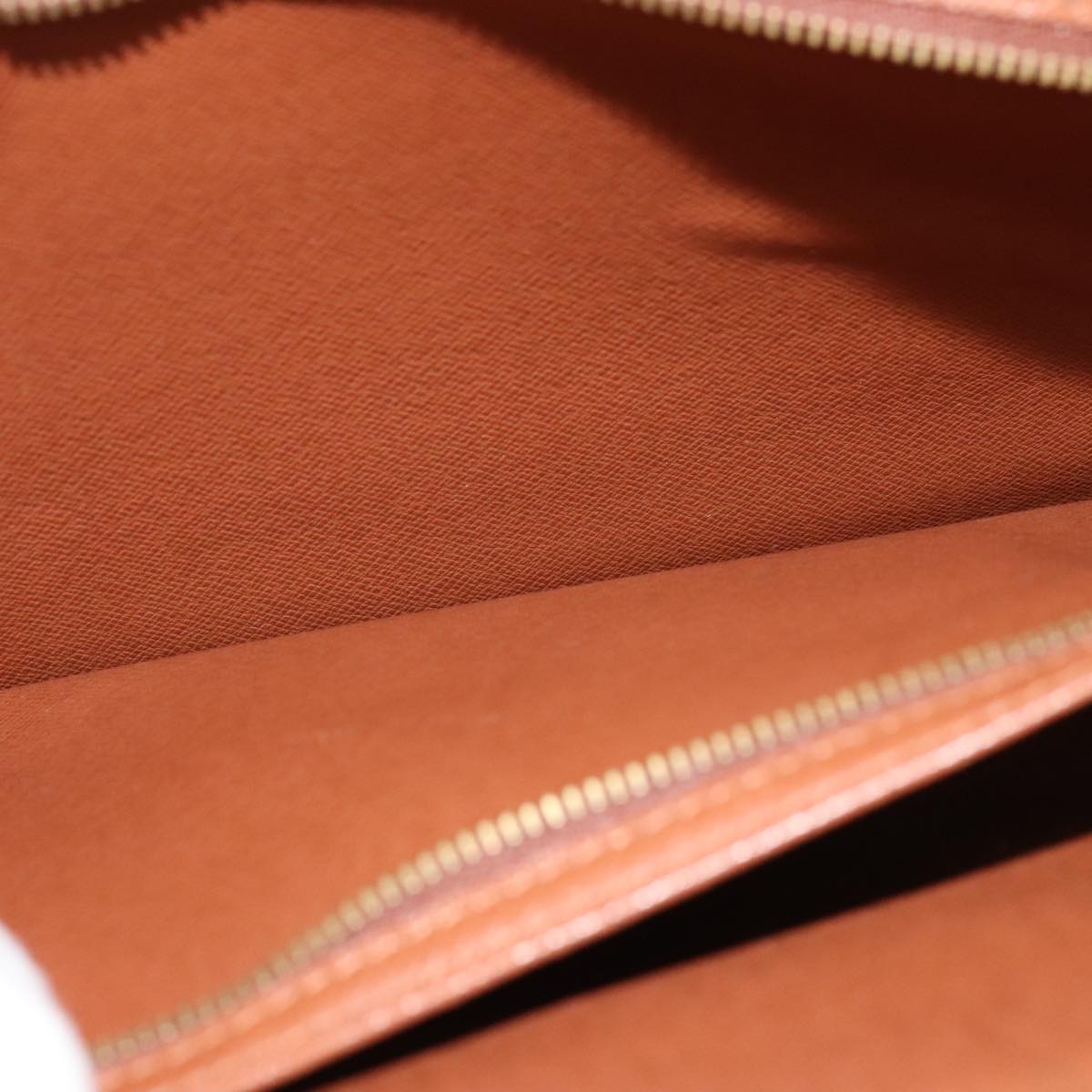 Louis Vuitton Courcelle Brown Canvas Shoulder Bag (Pre-Owned)