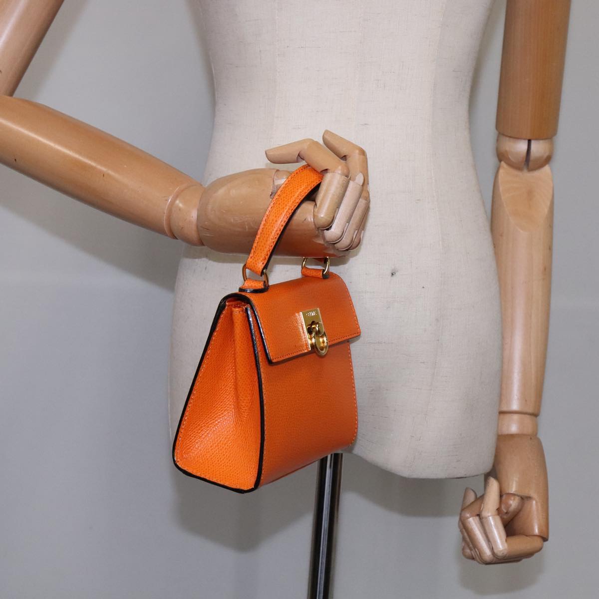 Céline Kelly Orange Leather Handbag (Pre-Owned)
