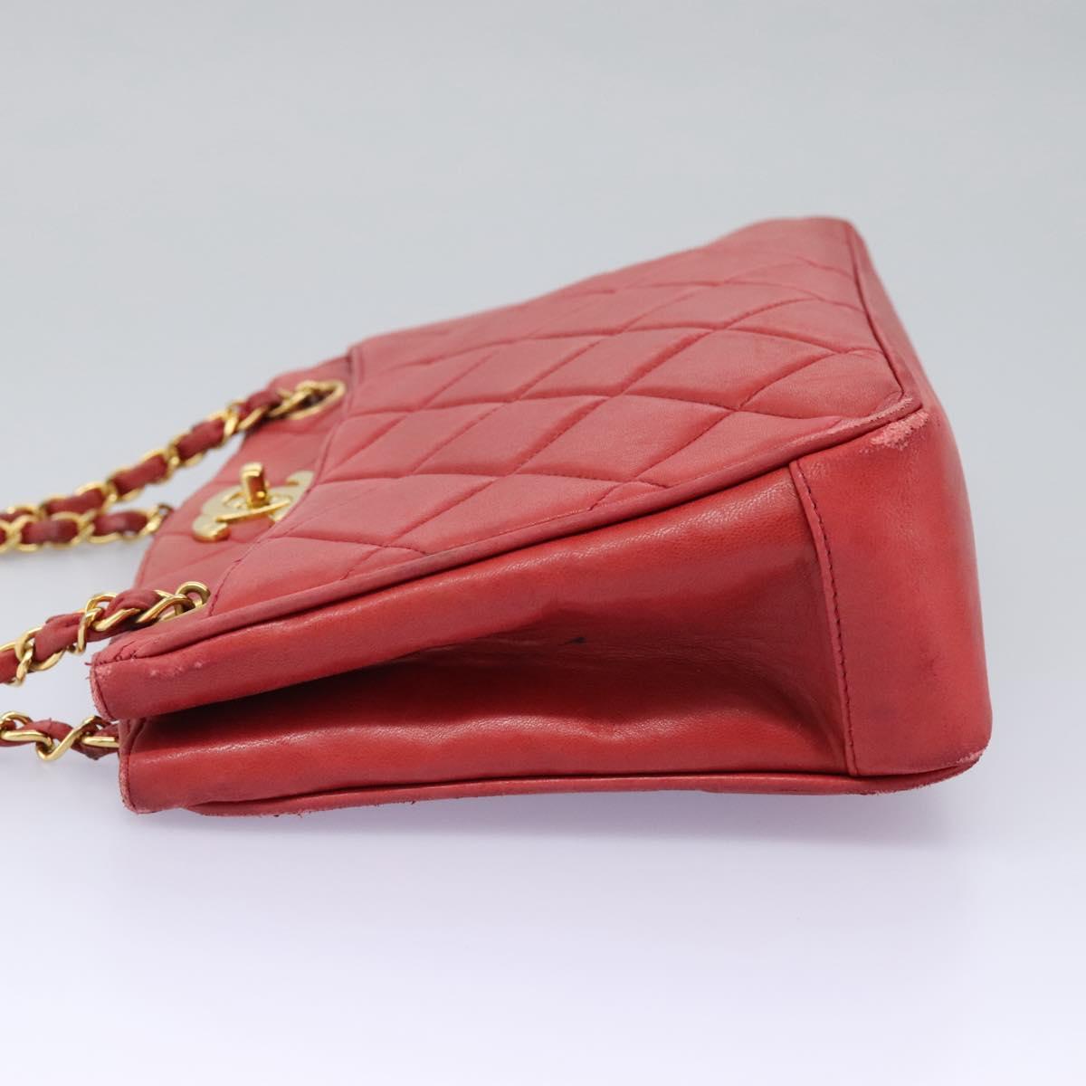 Chanel Matelassé Red Leather Shoulder Bag (Pre-Owned)