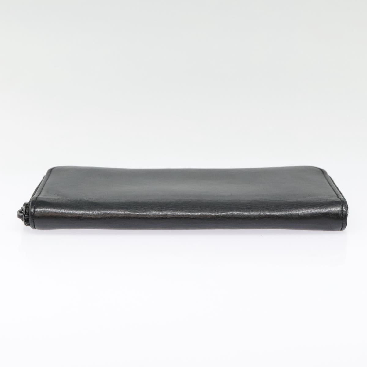 Louis Vuitton Zippy Wallet Vertical Black Leather Wallet (Pre-Owned)
