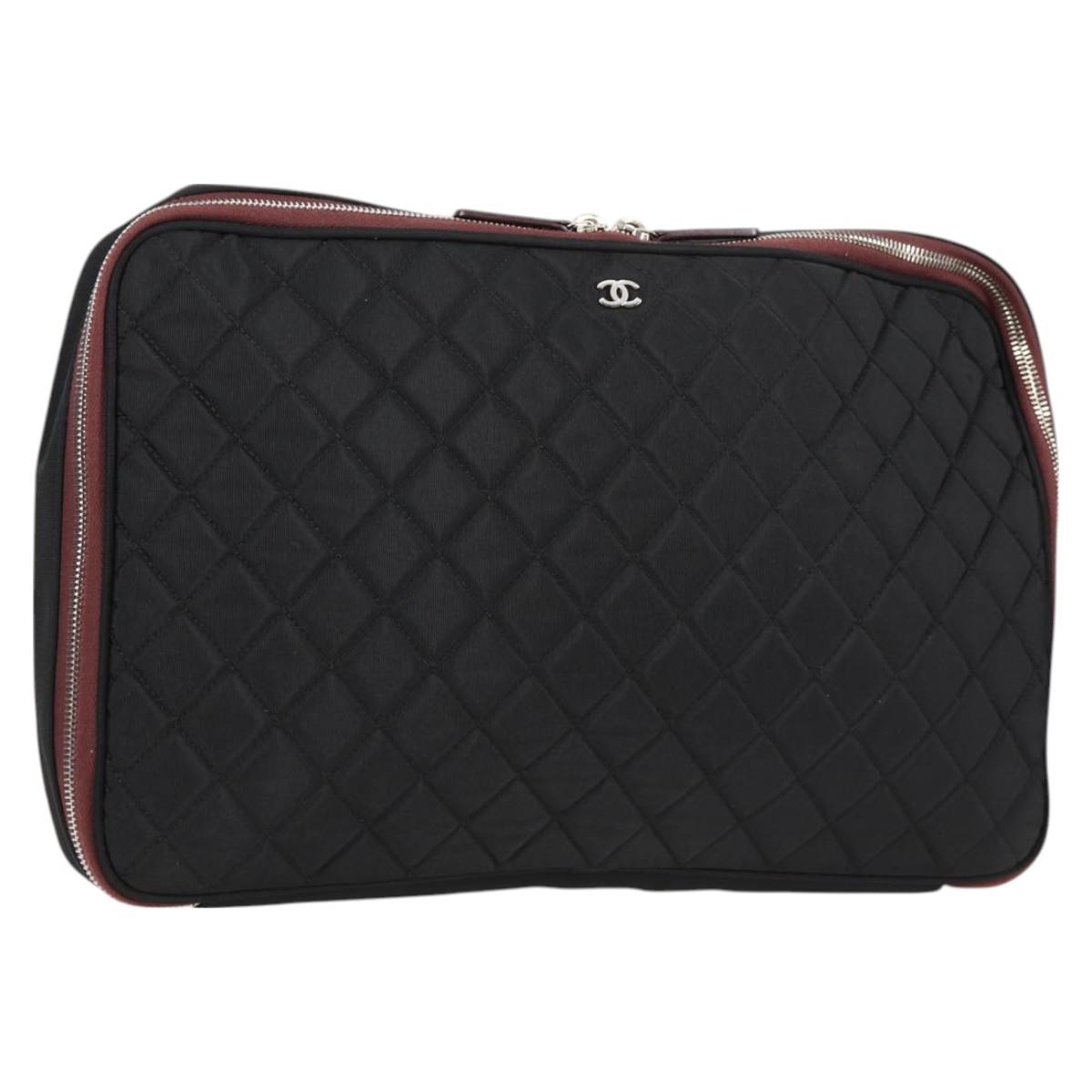 Chanel Cc Black Nylon Clutch Bag (Pre-Owned)