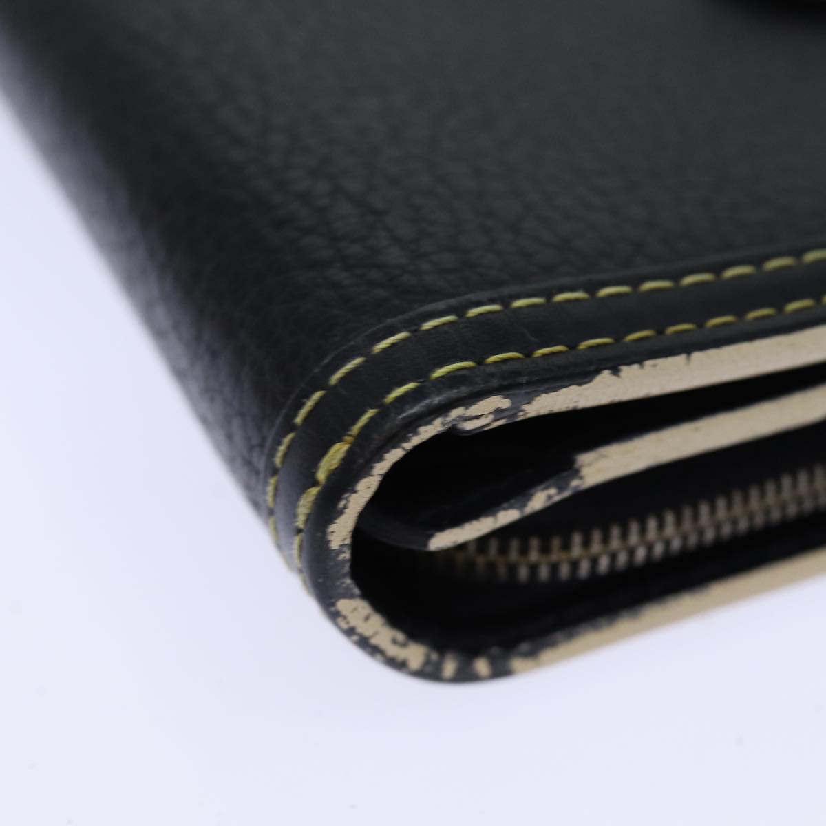 Louis Vuitton Suhari Black Leather Wallet (Pre-Owned)