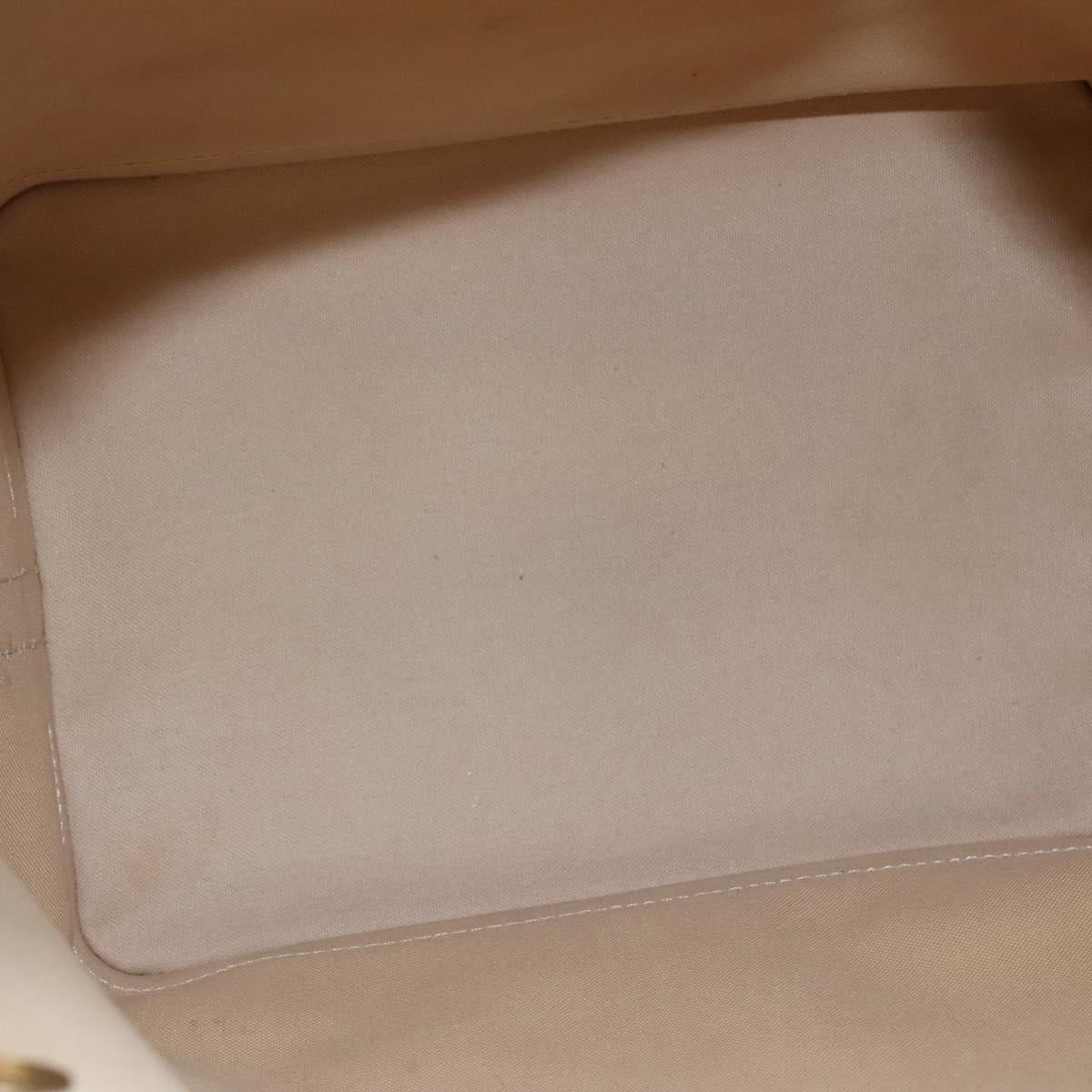Louis Vuitton Noé White Canvas Shoulder Bag (Pre-Owned)