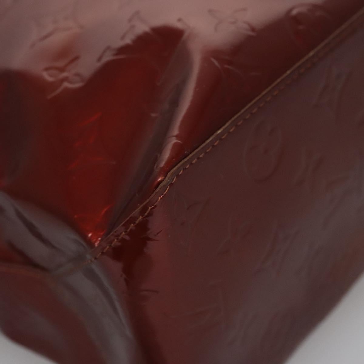 Louis Vuitton Reade Burgundy Patent Leather Handbag (Pre-Owned)