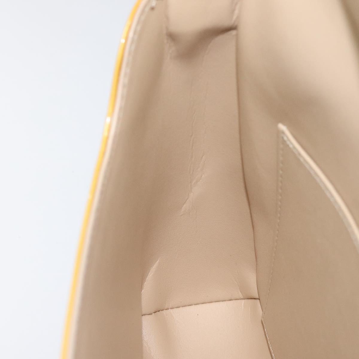 Louis Vuitton Thompson Street Beige Patent Leather Shoulder Bag (Pre-Owned)