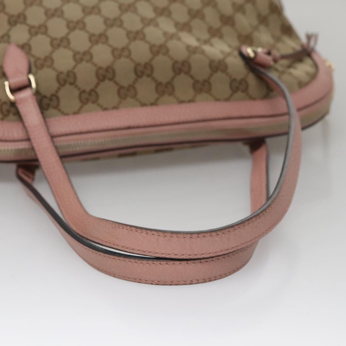 Gucci Bree Beige Canvas Shoulder Bag (Pre-Owned)