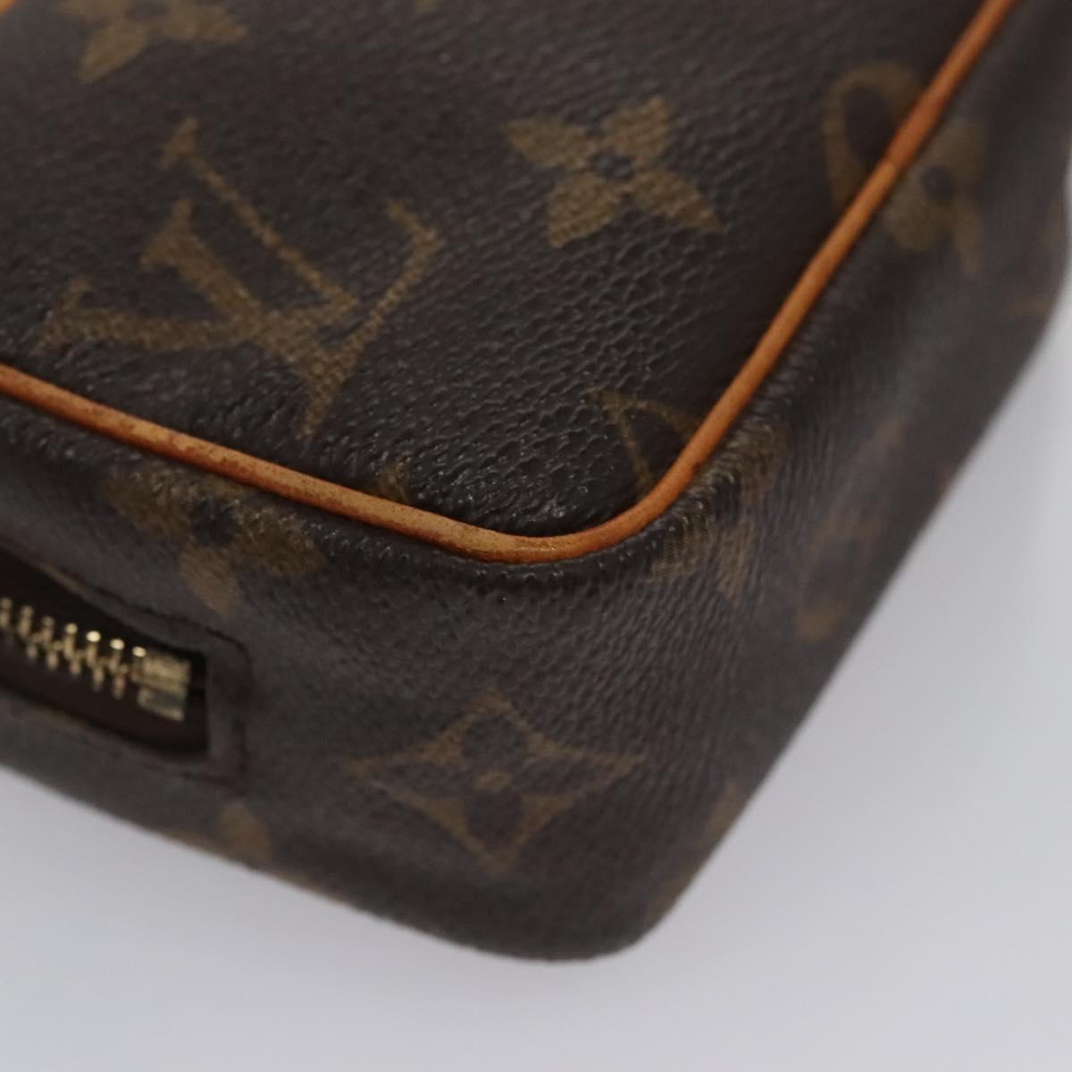 Louis Vuitton Wapiti Brown Canvas Clutch Bag (Pre-Owned)