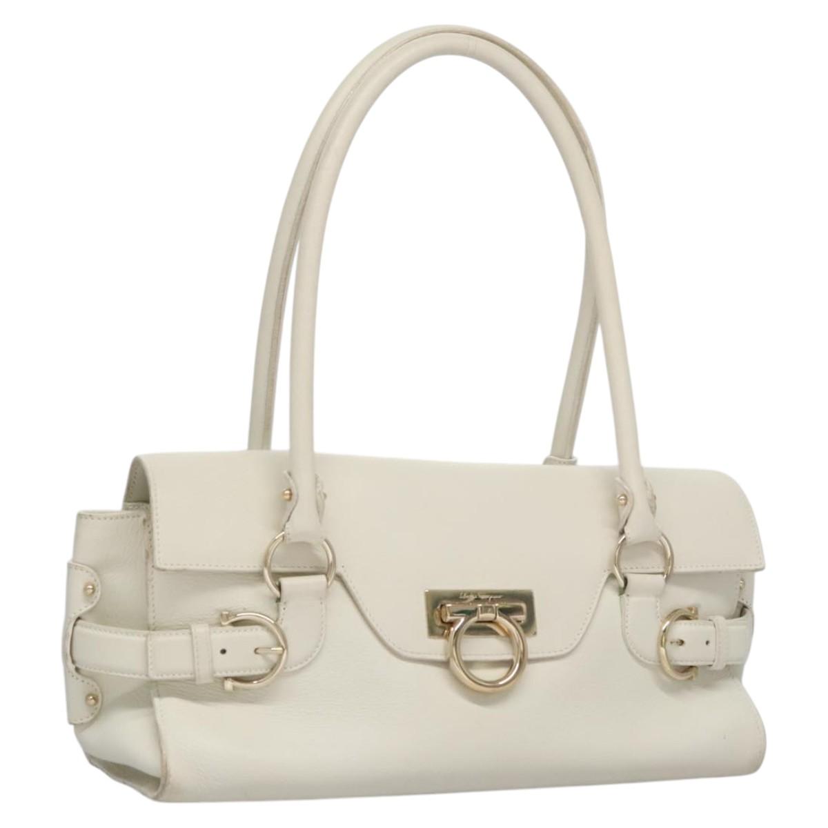Salvatore Ferragamo Gancini Beige Leather Shoulder Bag (Pre-Owned)