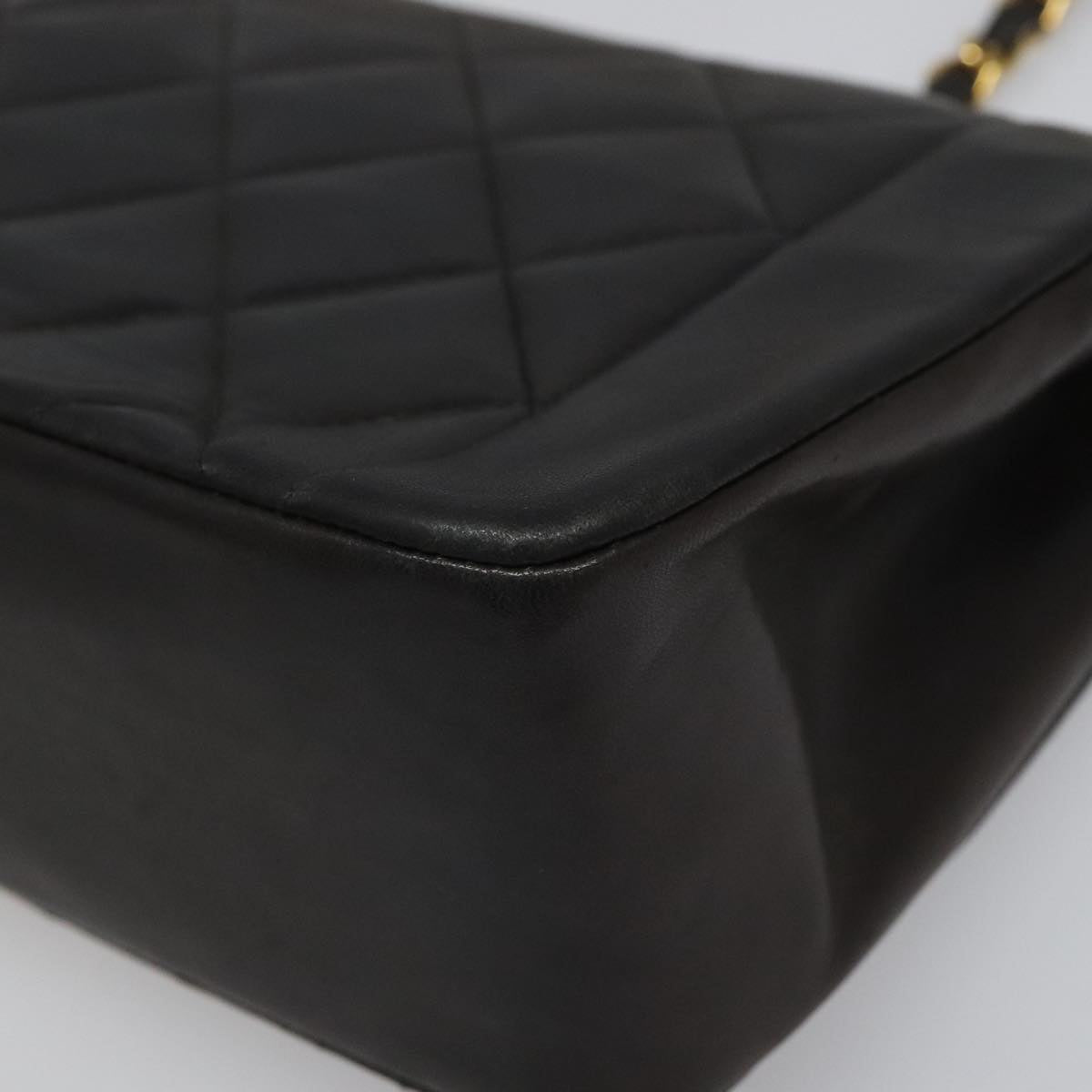 Chanel Diana Black Leather Shoulder Bag (Pre-Owned)