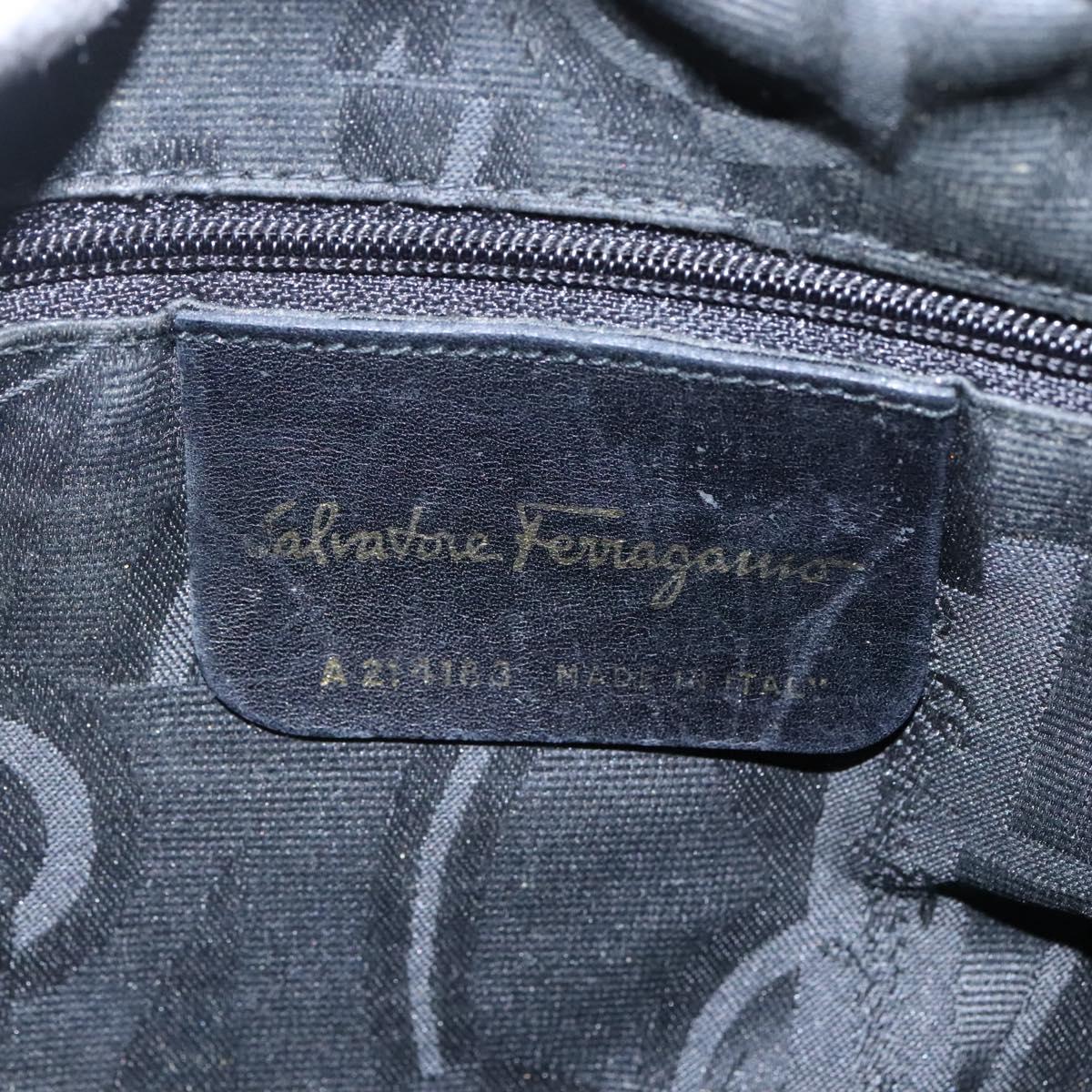 Salvatore Ferragamo Vara Black Leather Shoulder Bag (Pre-Owned)