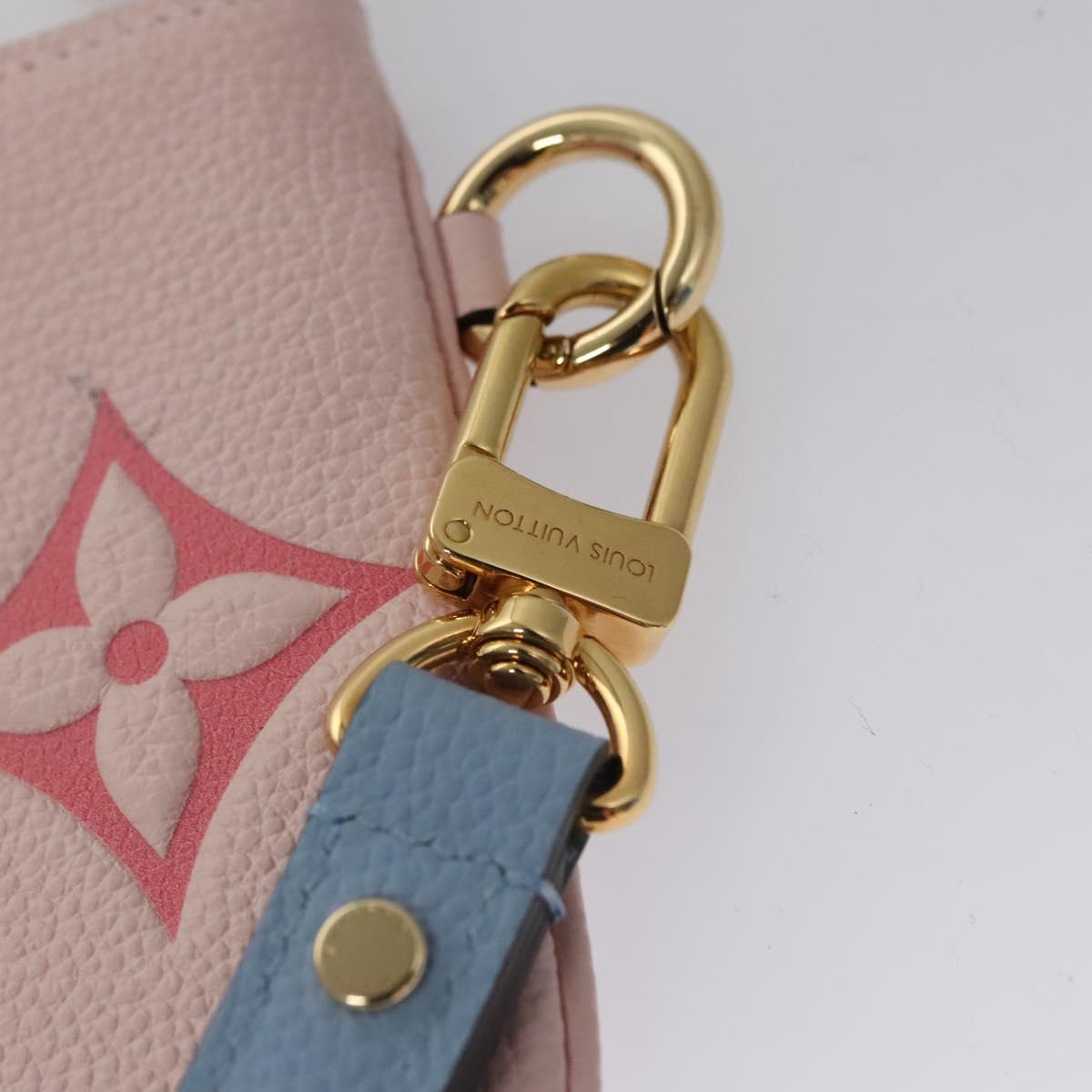 Louis Vuitton Trio Pouch Blue Leather Clutch Bag (Pre-Owned)