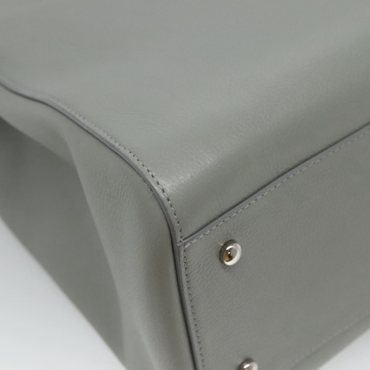 Chanel Executive Grey Leather Tote Bag (Pre-Owned)