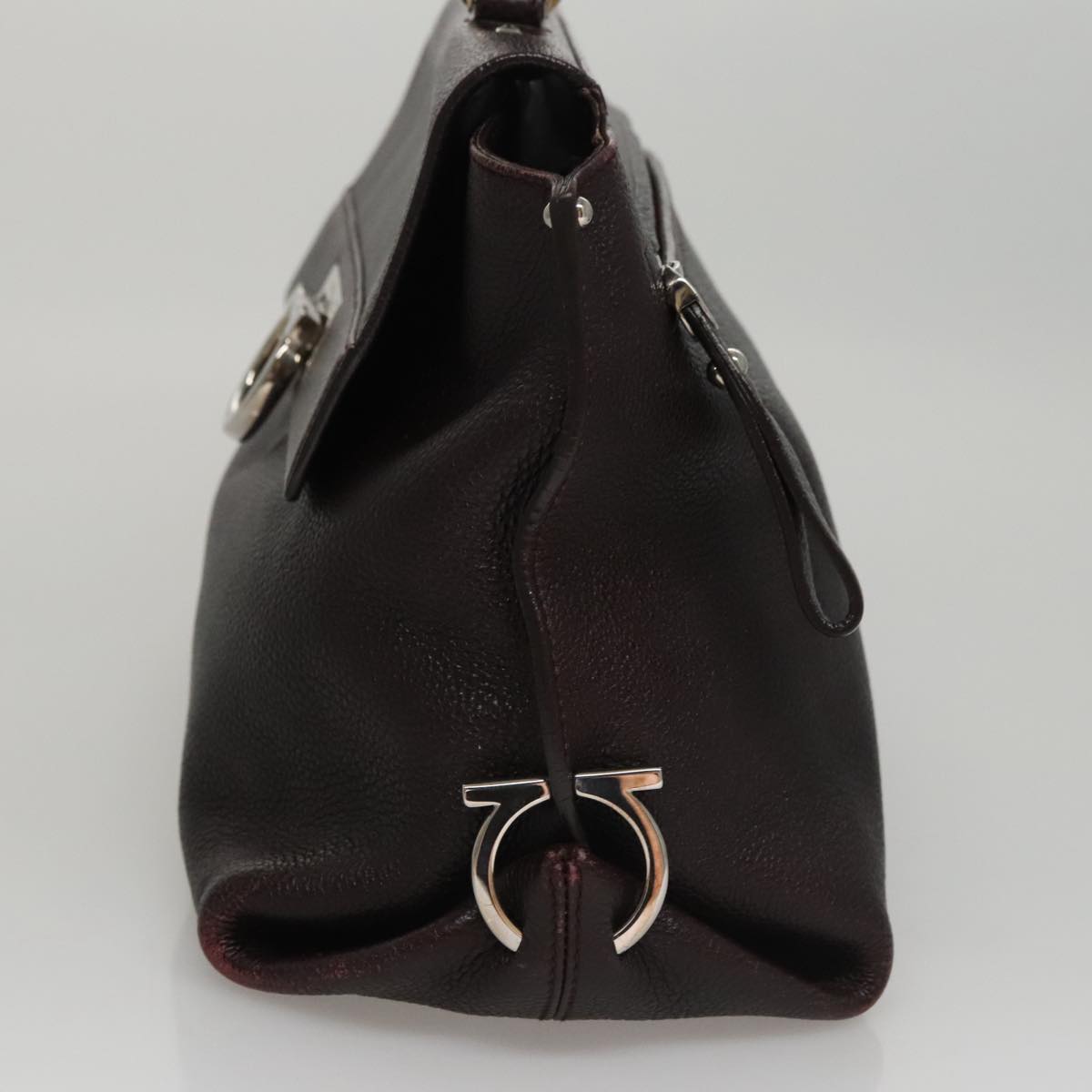 Salvatore Ferragamo Sofia Burgundy Leather Handbag (Pre-Owned)