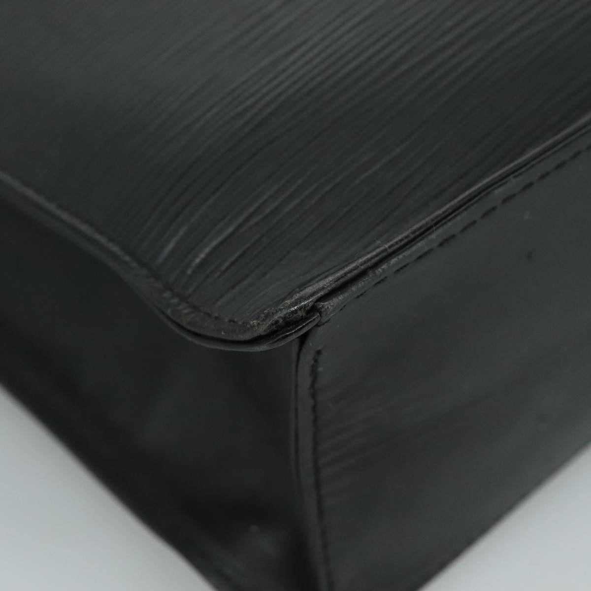 Louis Vuitton Black Leather Handbag (Pre-Owned)