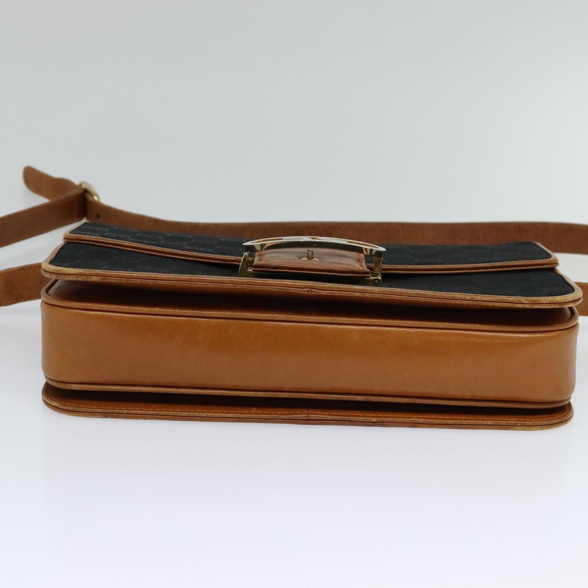 Gucci Black Canvas Shoulder Bag (Pre-Owned)