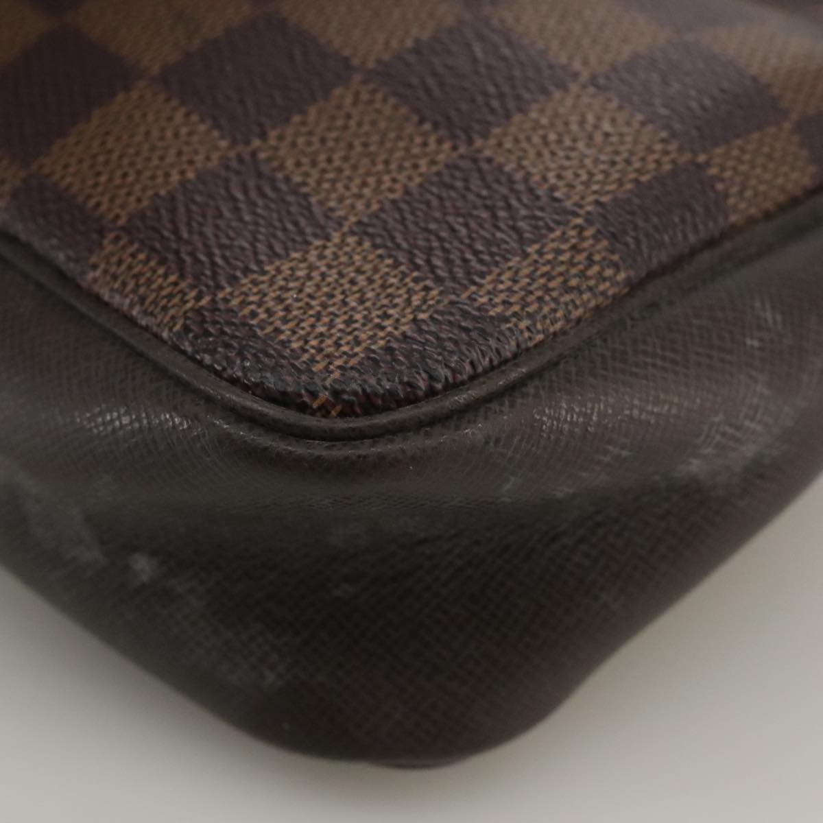 Louis Vuitton Trousse Makeup Brown Canvas Clutch Bag (Pre-Owned)