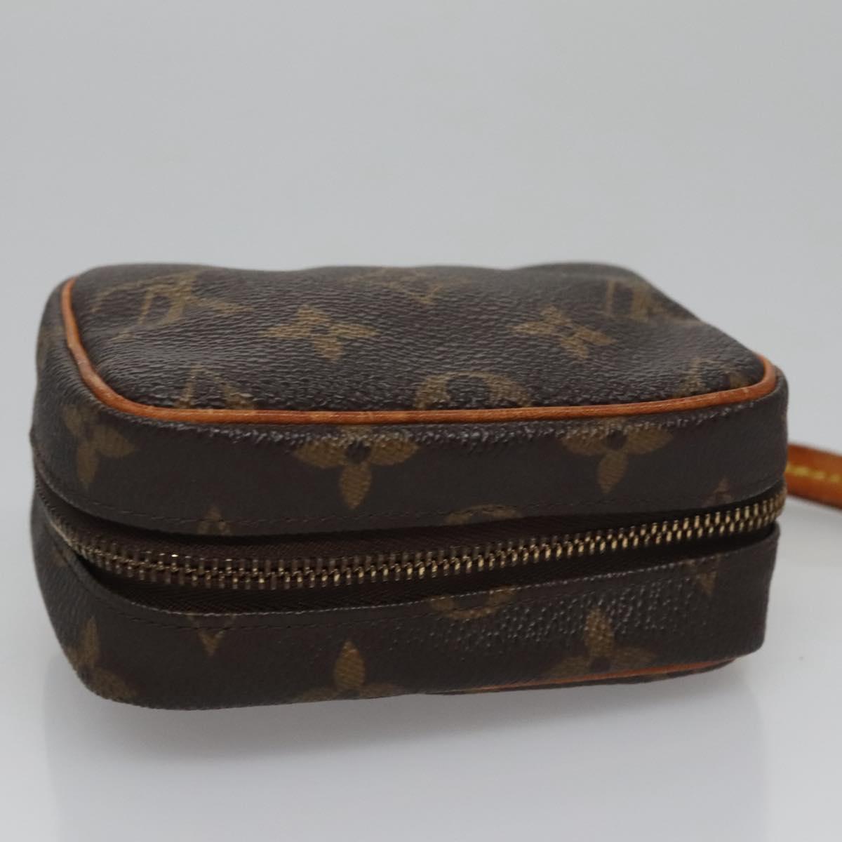 Louis Vuitton Wapiti Brown Canvas Clutch Bag (Pre-Owned)