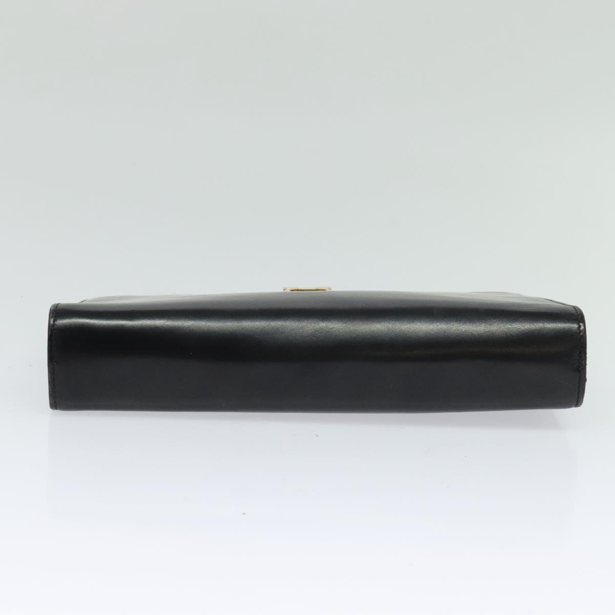 Salvatore Ferragamo Gancini Black Leather Shoulder Bag (Pre-Owned)
