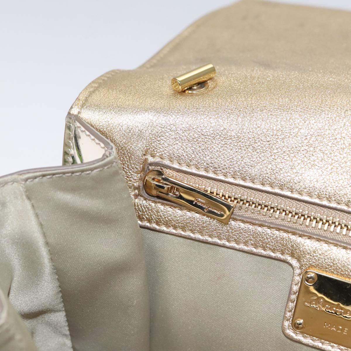 Salvatore Ferragamo Vara Gold Canvas Shoulder Bag (Pre-Owned)