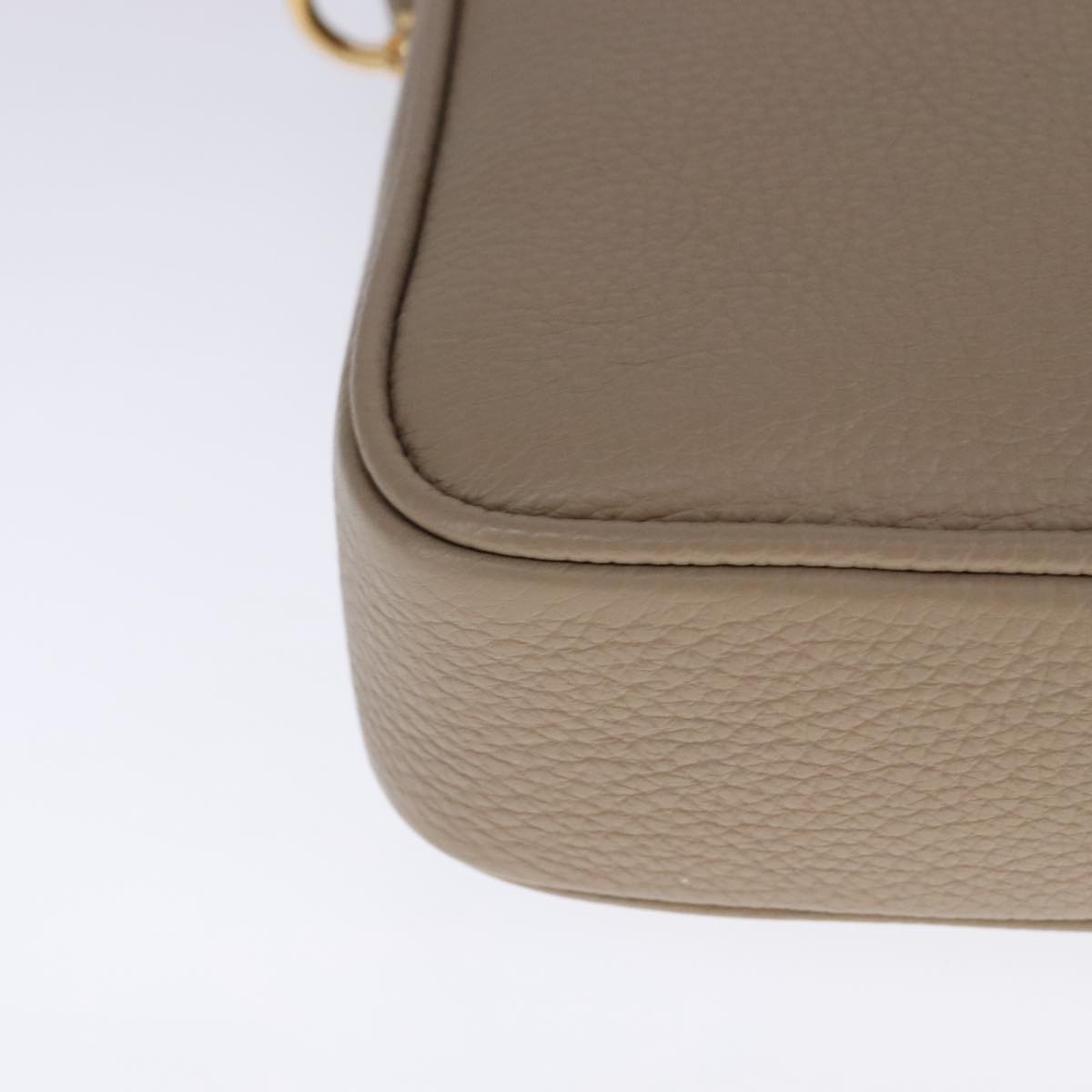 Versace Medusa Beige Leather Shoulder Bag (Pre-Owned)