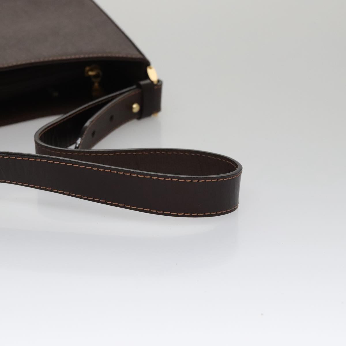 Burberry Brown Leather Shoulder Bag (Pre-Owned)