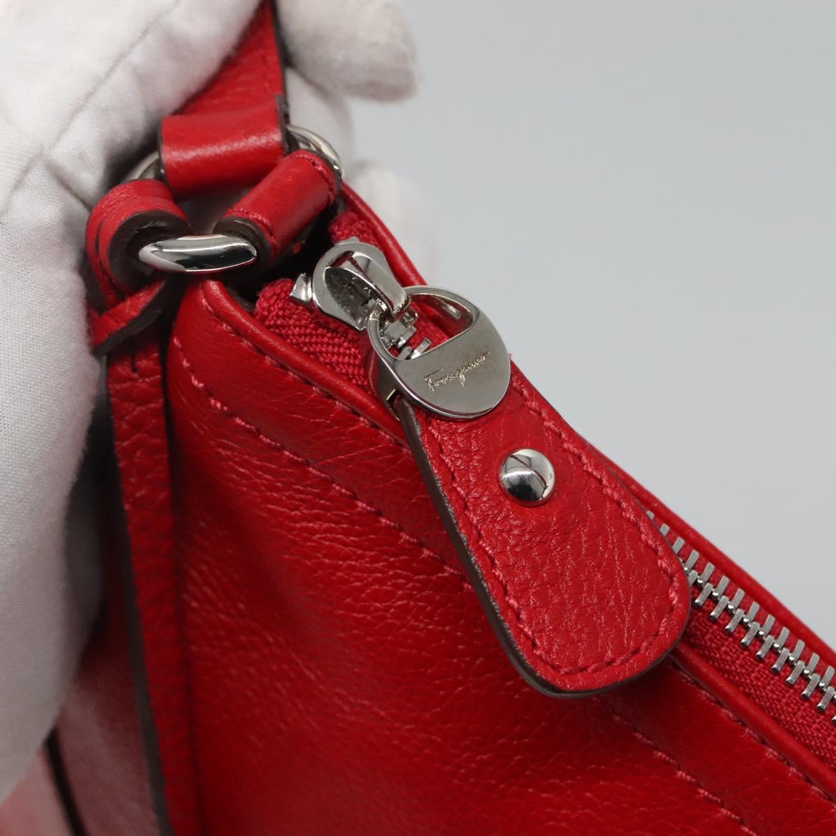 Salvatore Ferragamo Gancini Red Leather Shoulder Bag (Pre-Owned)