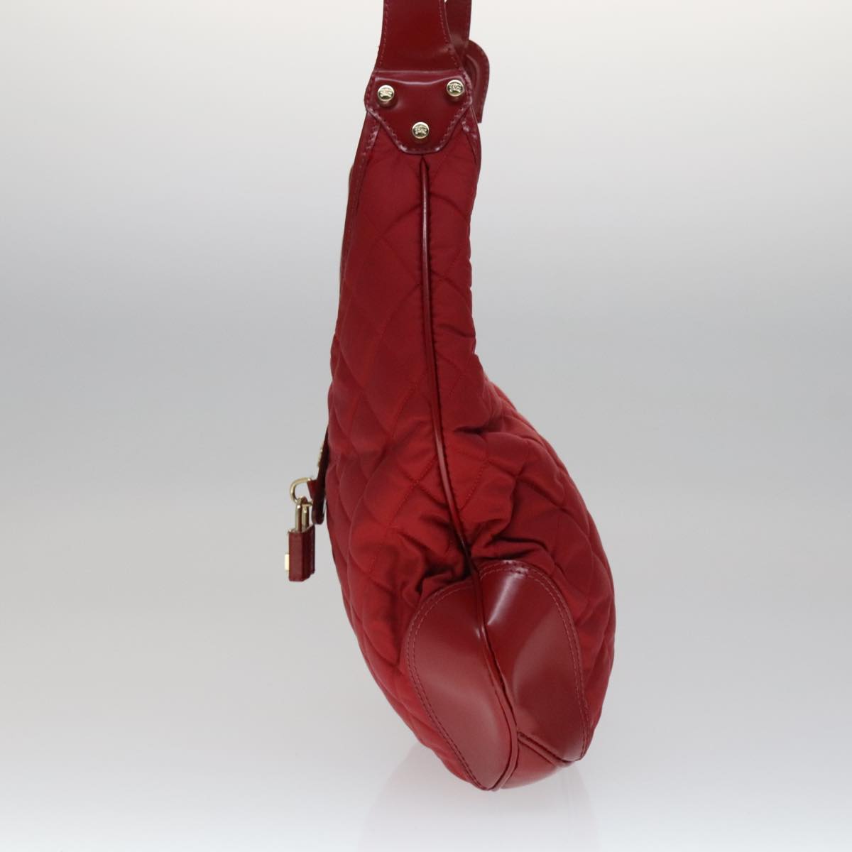 Burberry Shoulder Bag Red Synthetic Shoulder Bag (Pre-Owned)