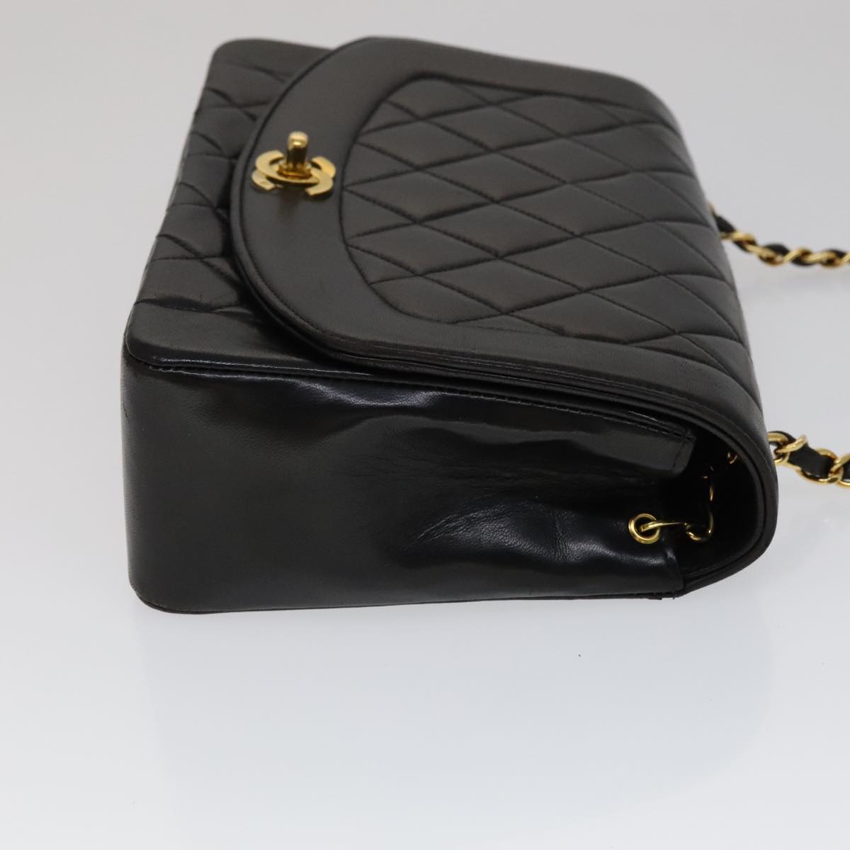 Chanel Diana Black Leather Shoulder Bag (Pre-Owned)