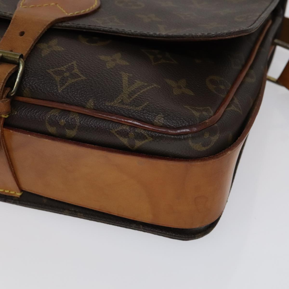 Louis Vuitton Cartouchière Brown Canvas Shoulder Bag (Pre-Owned)