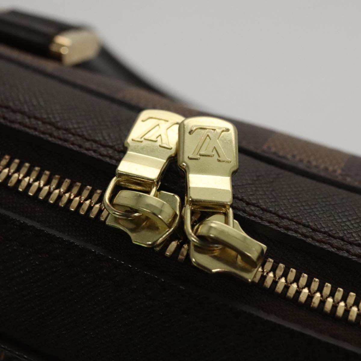 Louis Vuitton Brera Brown Canvas Handbag (Pre-Owned)